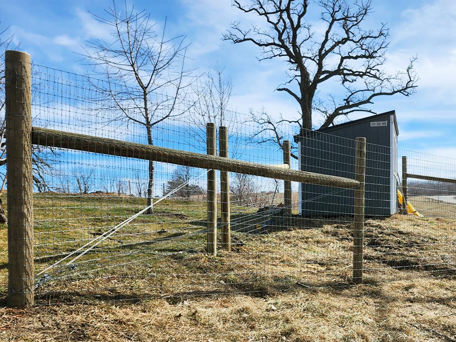 Farm animal and pet fence company serving the  Madison Wisconsin