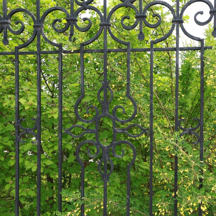Fence installation in Linden, WI