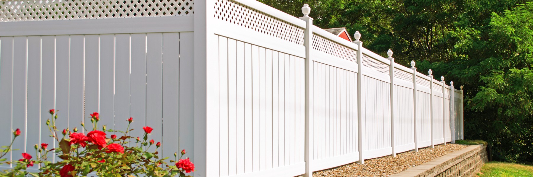 Fence line built by H&S Fencing & Supply near Freeport, Illinois