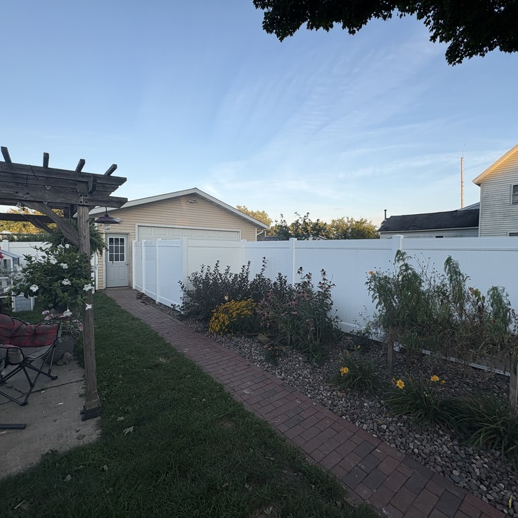 Fence installation in Linden, WI